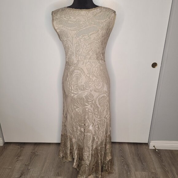 Komarov Beige Crinkle Maxi Dress – Size XL - Picture 3 of 11